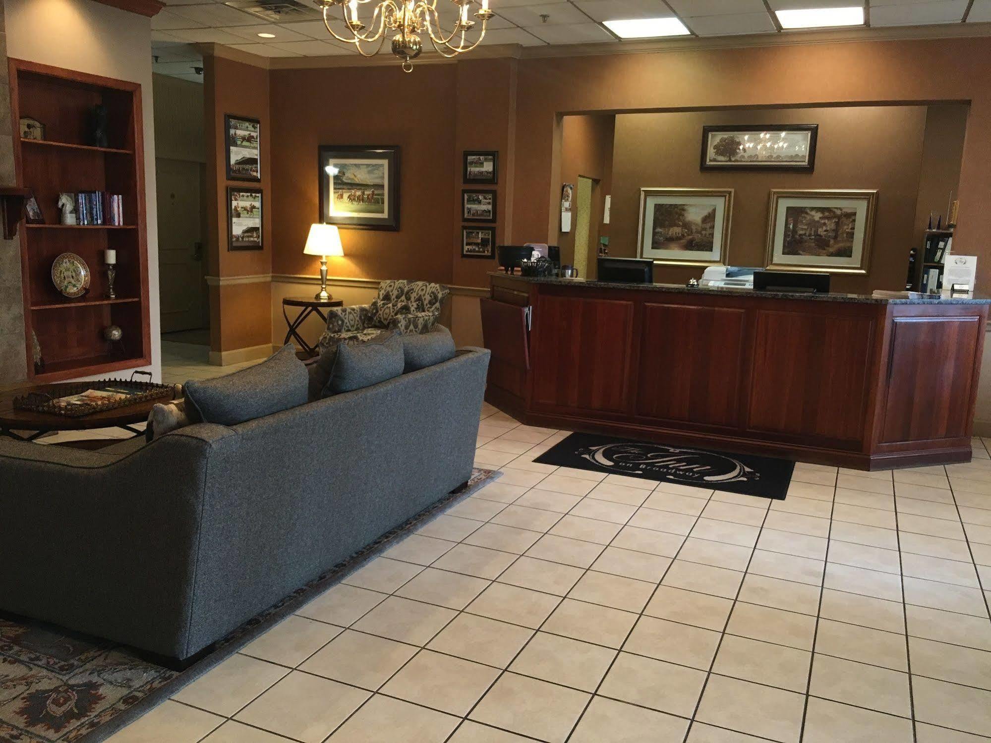 Inn On Broadway Downtown/Keeneland/Medical Center ليكسينغتون المظهر الخارجي الصورة