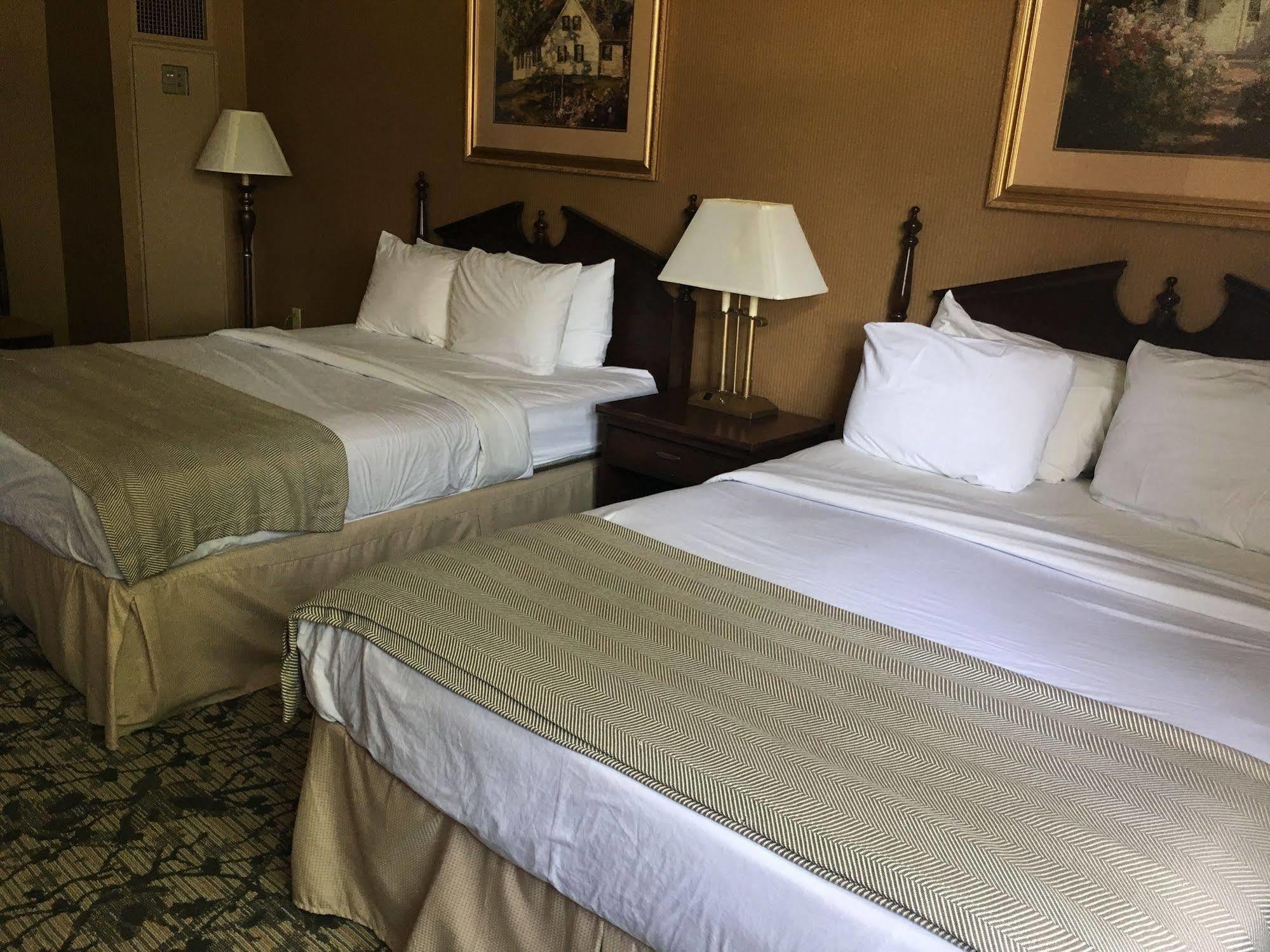 Inn On Broadway Downtown/Keeneland/Medical Center ليكسينغتون المظهر الخارجي الصورة