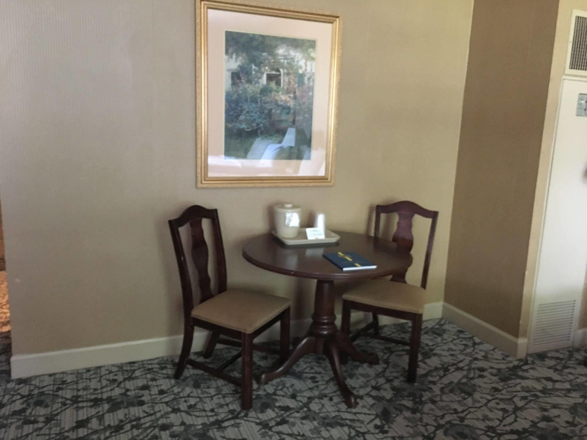 Inn On Broadway Downtown/Keeneland/Medical Center ليكسينغتون المظهر الخارجي الصورة