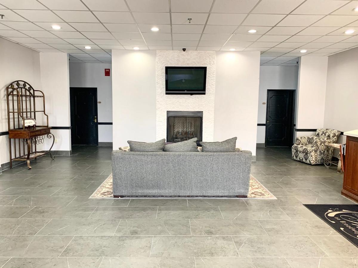 Inn On Broadway Downtown/Keeneland/Medical Center ليكسينغتون المظهر الخارجي الصورة